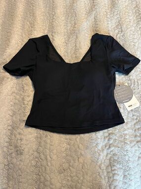 Black Women's Short Sleeve Athletic Top